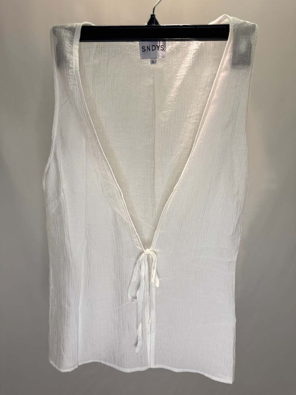 SNDYS White Tie-Front Sleeveless Crinkle Top